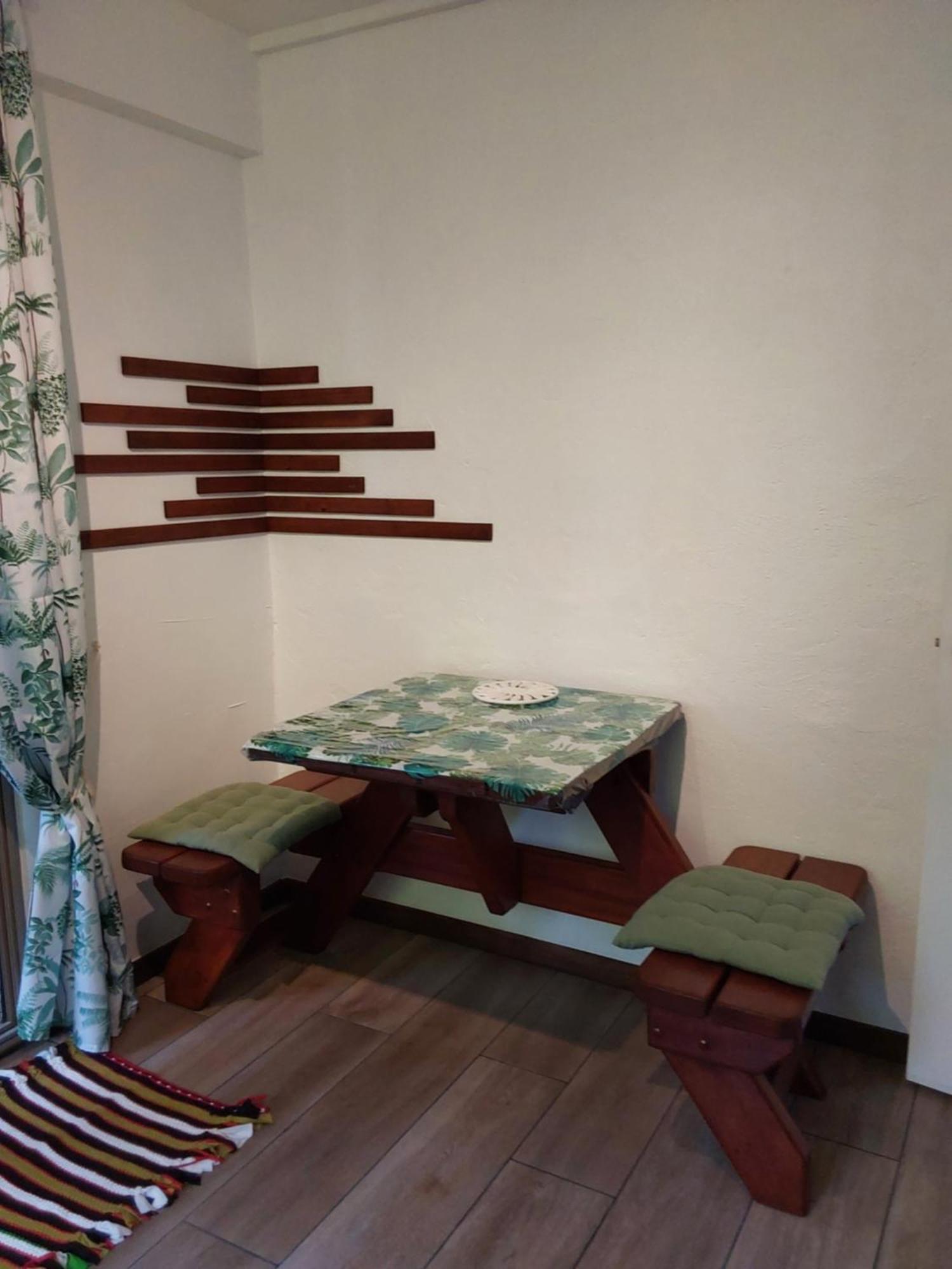 Fare Mahi Mahi Bed & Breakfast Утуроа Екстериор снимка