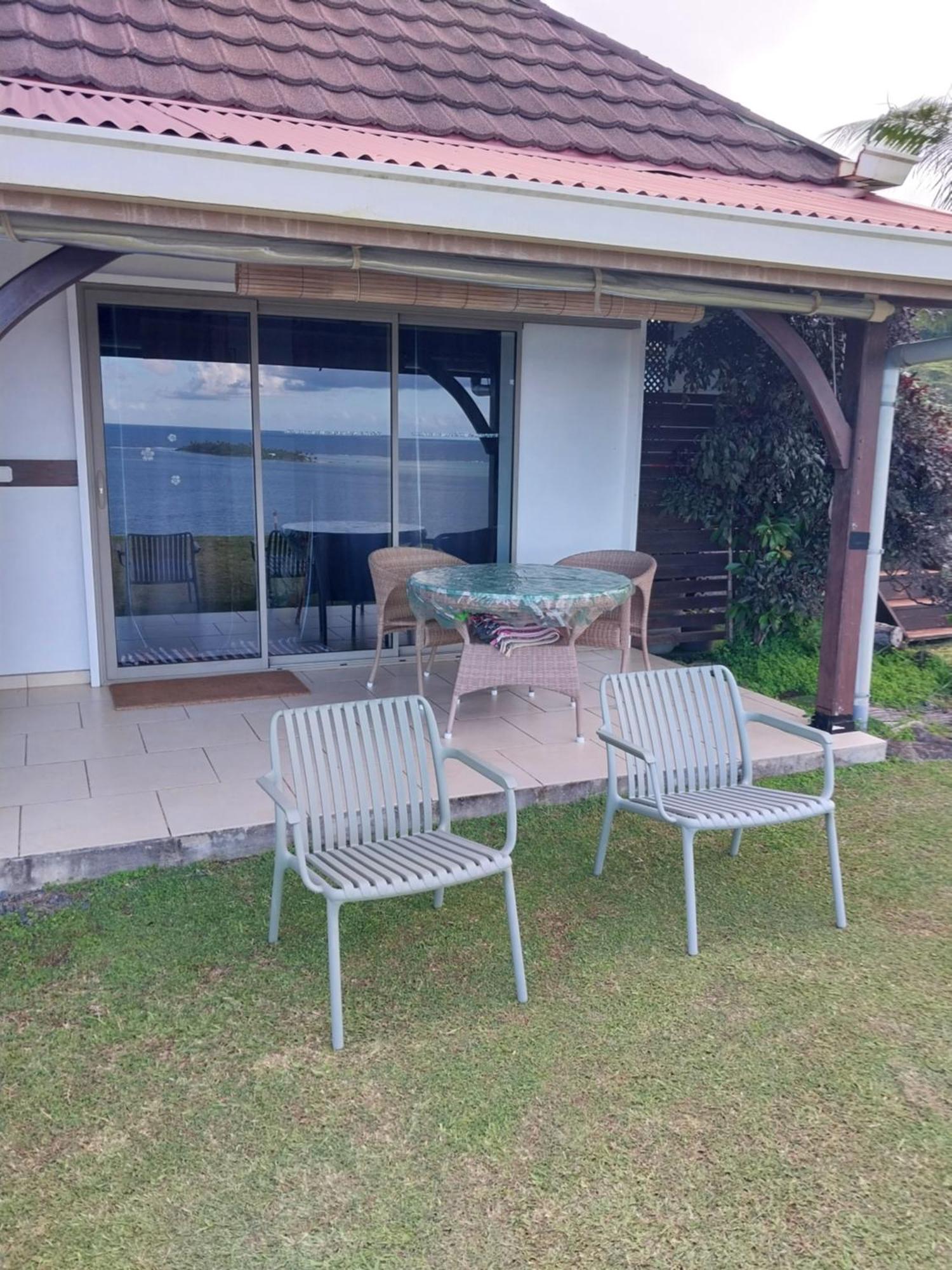 Fare Mahi Mahi Bed & Breakfast Утуроа Екстериор снимка