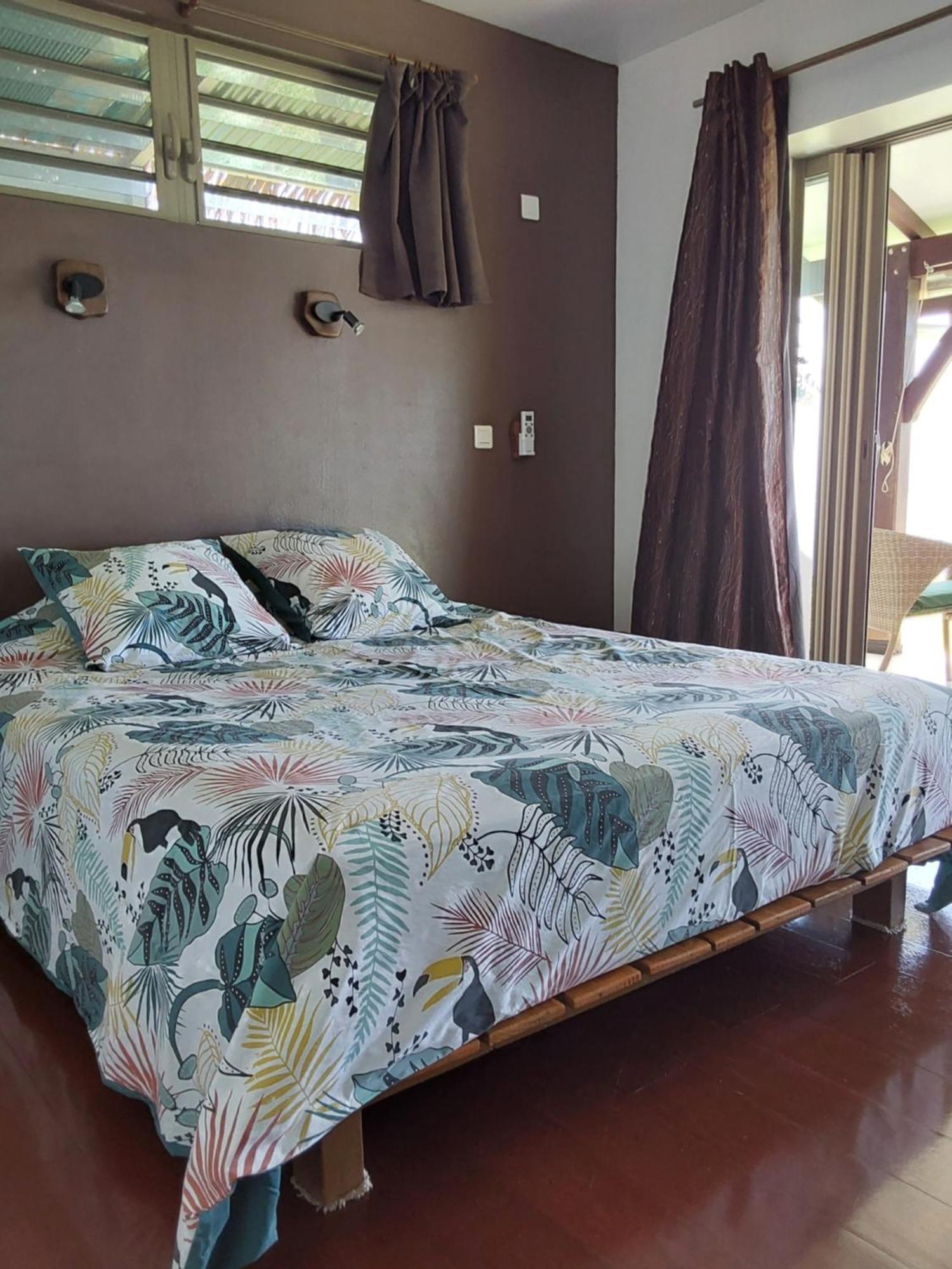 Fare Mahi Mahi Bed & Breakfast Утуроа Екстериор снимка