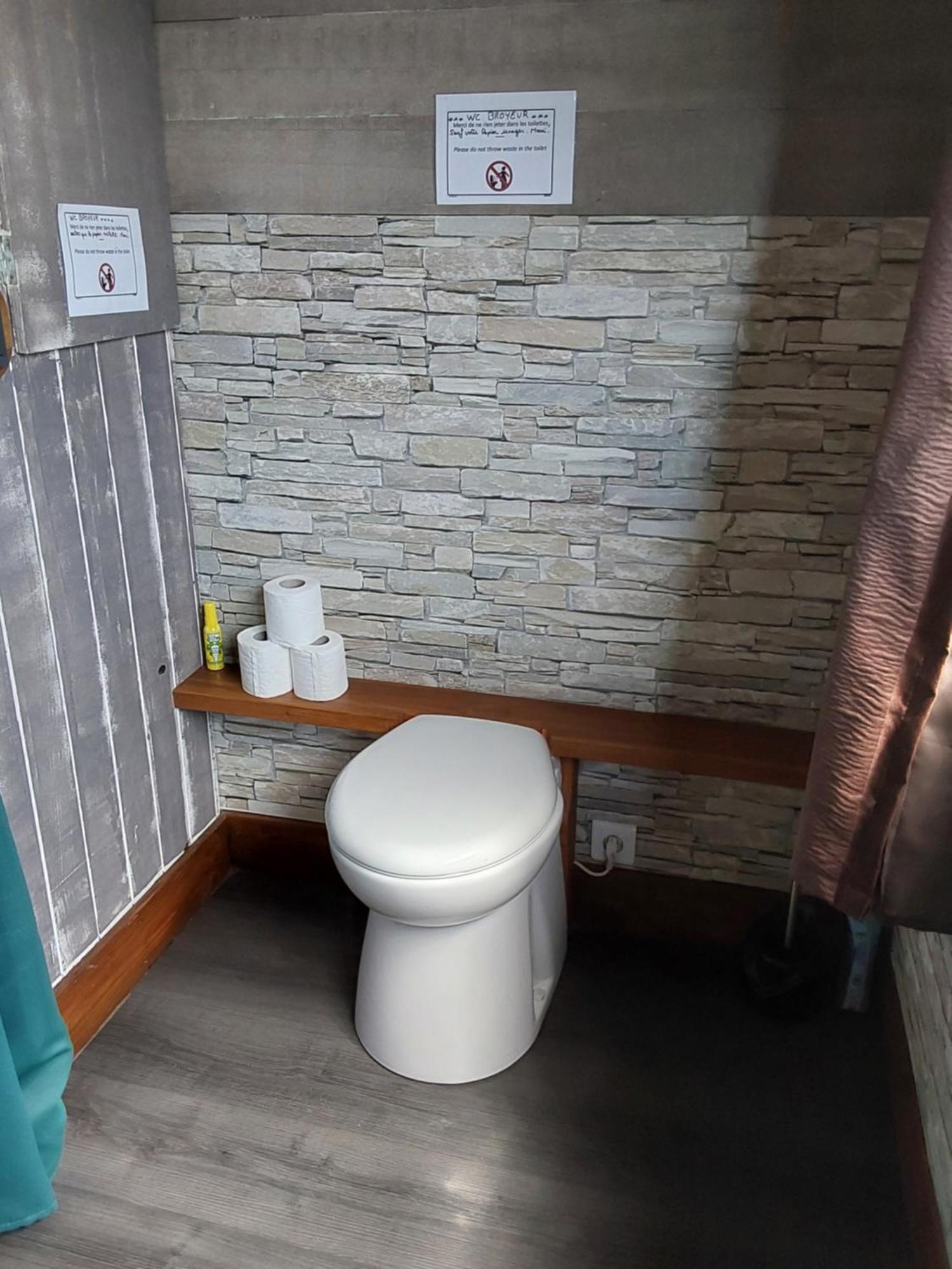 Fare Mahi Mahi Bed & Breakfast Утуроа Екстериор снимка